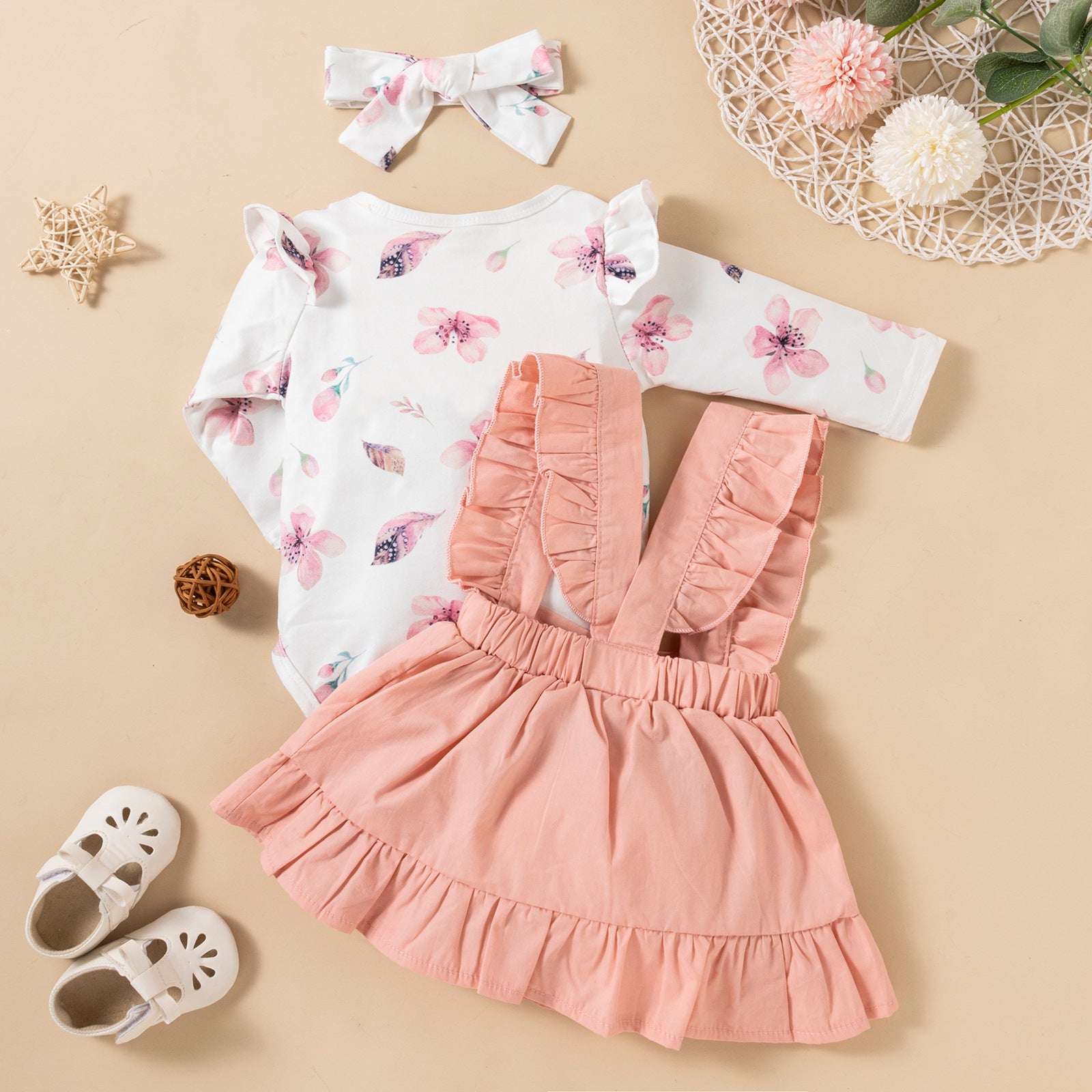 Ensemble 3 Pièces Bébé Fille — Romper Imprimé, Robe & Bandeau — détail finition